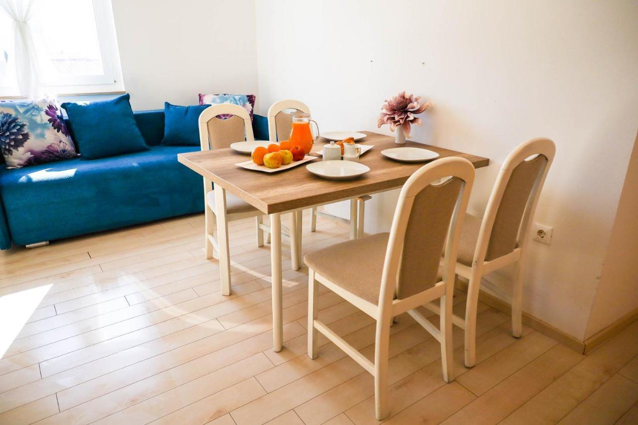 The Florens Residence Near The Beach With The Pool, Bbq And Kids Playground, Zadar Diklo Zewnętrze zdjęcie